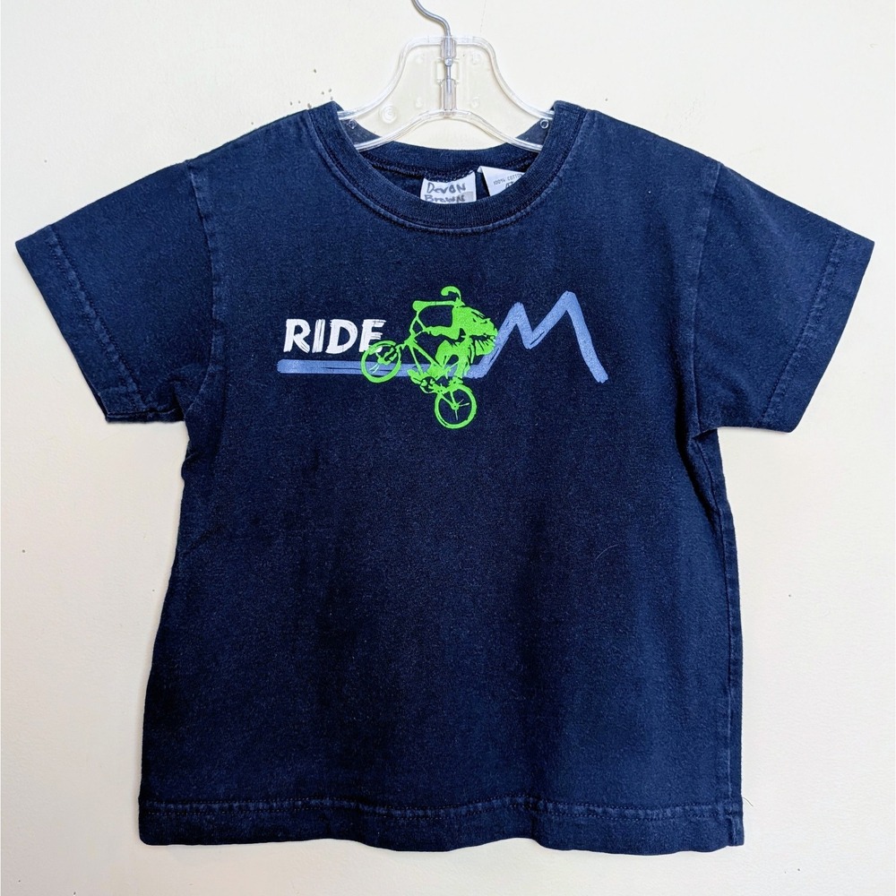 Vintage BMX Bike CIRCO Ride Bicycle Y2K Toddler Boys Shirt Size 4T
